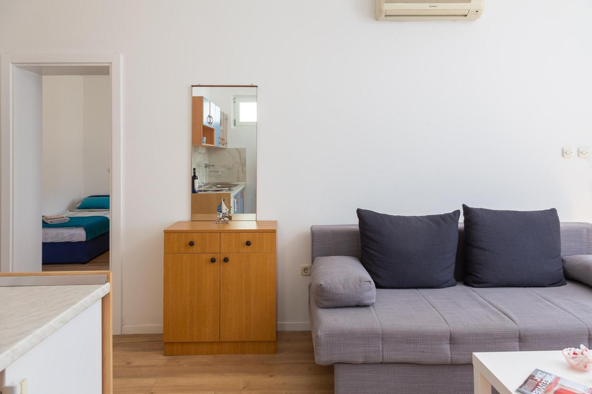 Apartments Near Central Beach With Free Parking ماكارسكا الغرفة الصورة