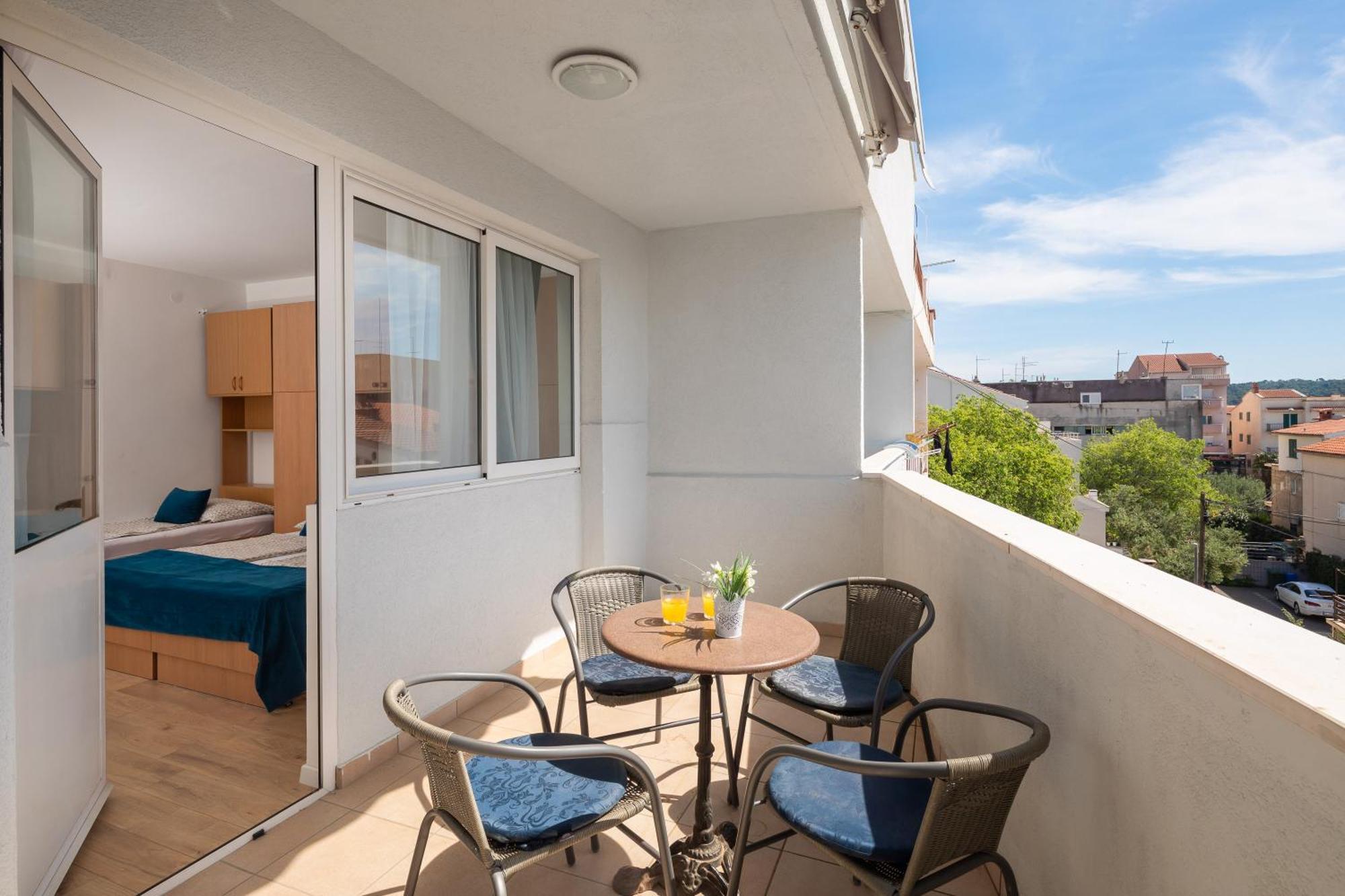 Apartments Near Central Beach With Free Parking ماكارسكا المظهر الخارجي الصورة