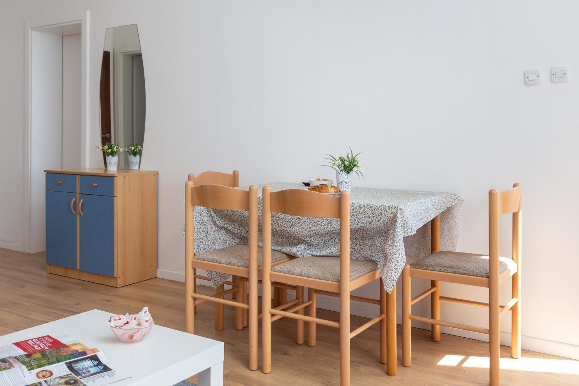 Apartments Near Central Beach With Free Parking ماكارسكا الغرفة الصورة